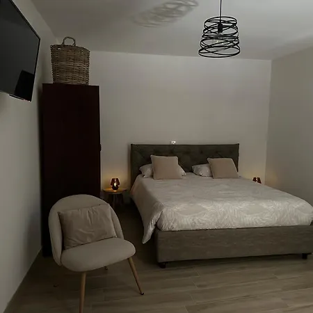 Mariella Vernile فندق مبيت وإفطار