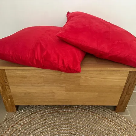 Mariella Vernile Nocleg ze śniadaniem 3*